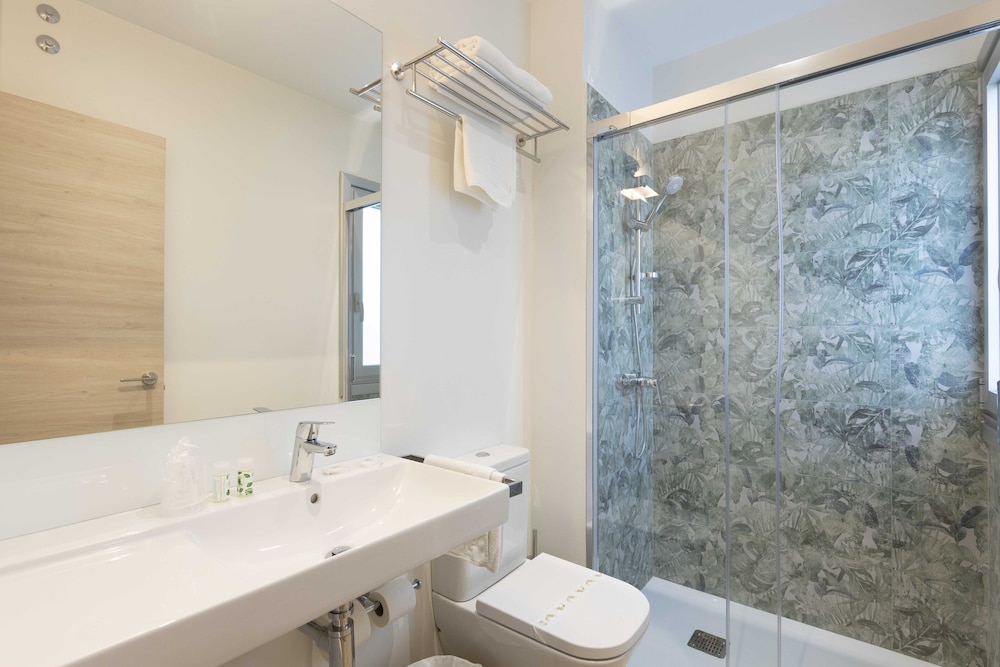 Habitación Estándar con Dos Camas Individuales
