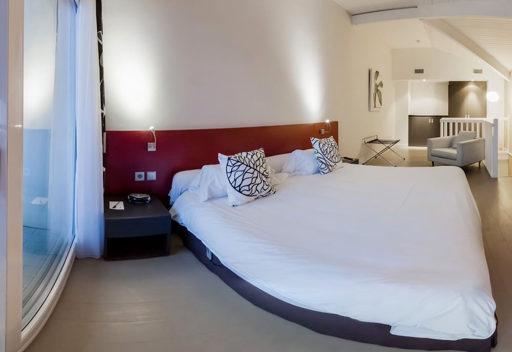 Standard Room, Pool Access, Courtyard View (Balcon / Balcony) photo 2