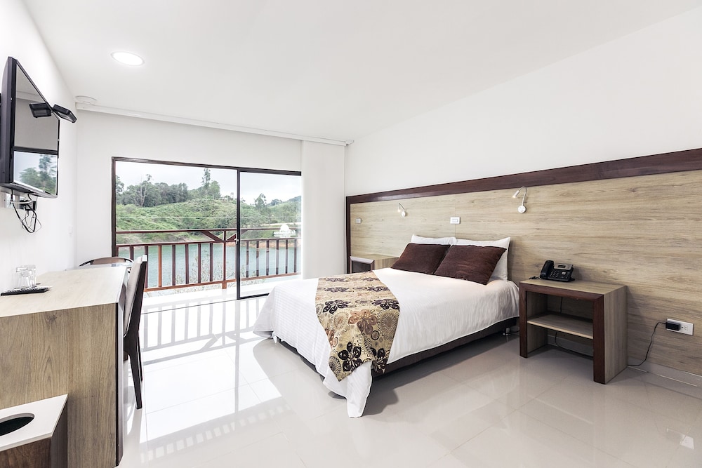 Habitación Superior Planta B (150mts del área principal) photo 2