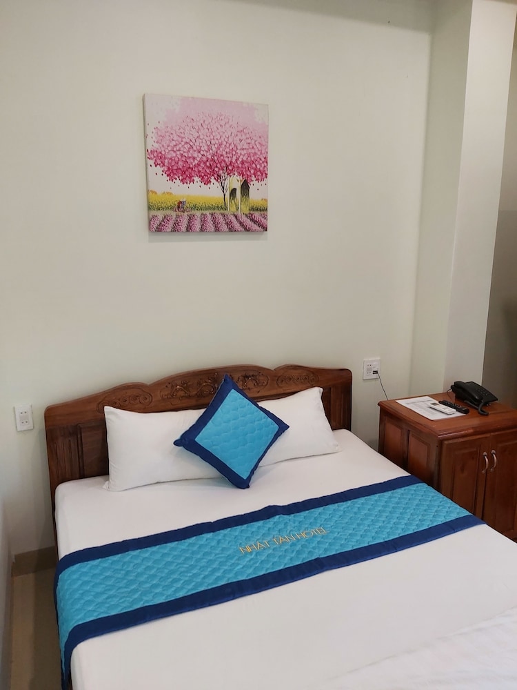 Deluxe Double Room Single Use, 1 Bedroom, City View photo 3