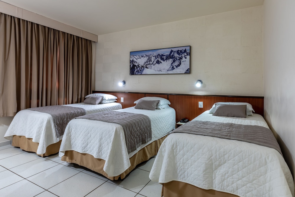 Deluxe Triple Room - Photo 2
