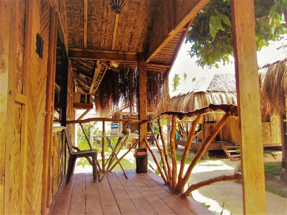 Family Room - Photo 8