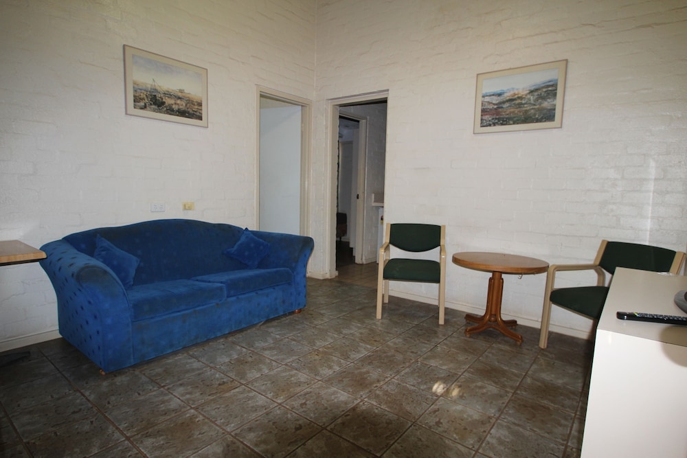 Family Room, 2 Bedrooms photo 2