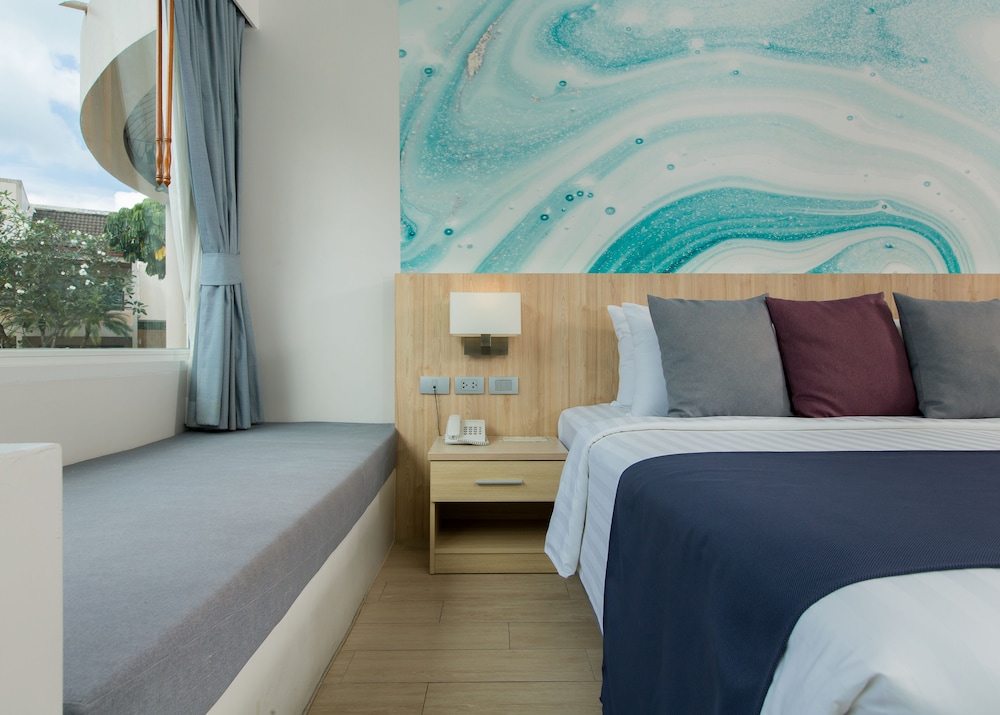 Grand Superior Double Bed - Photo 5