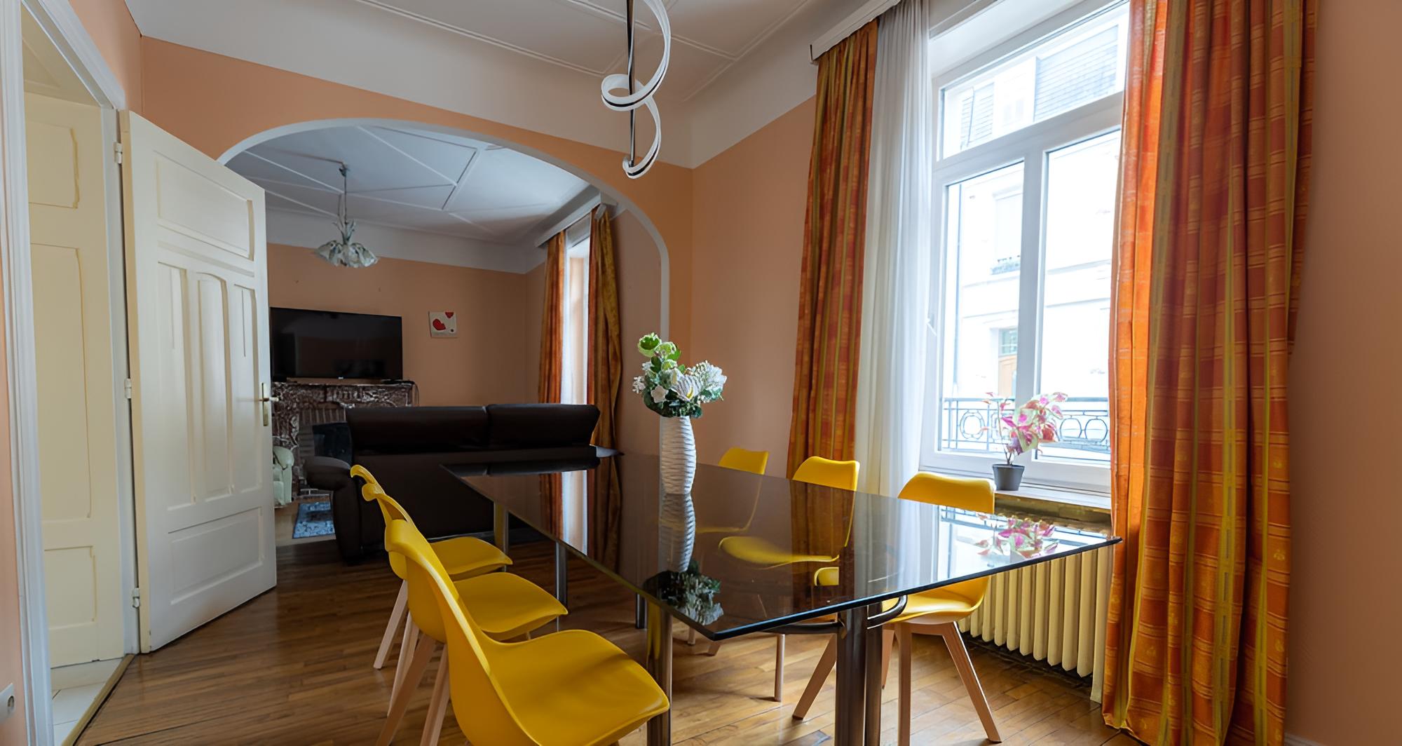 Grand Apartment, 3 Bedrooms, Non Smoking photo 1