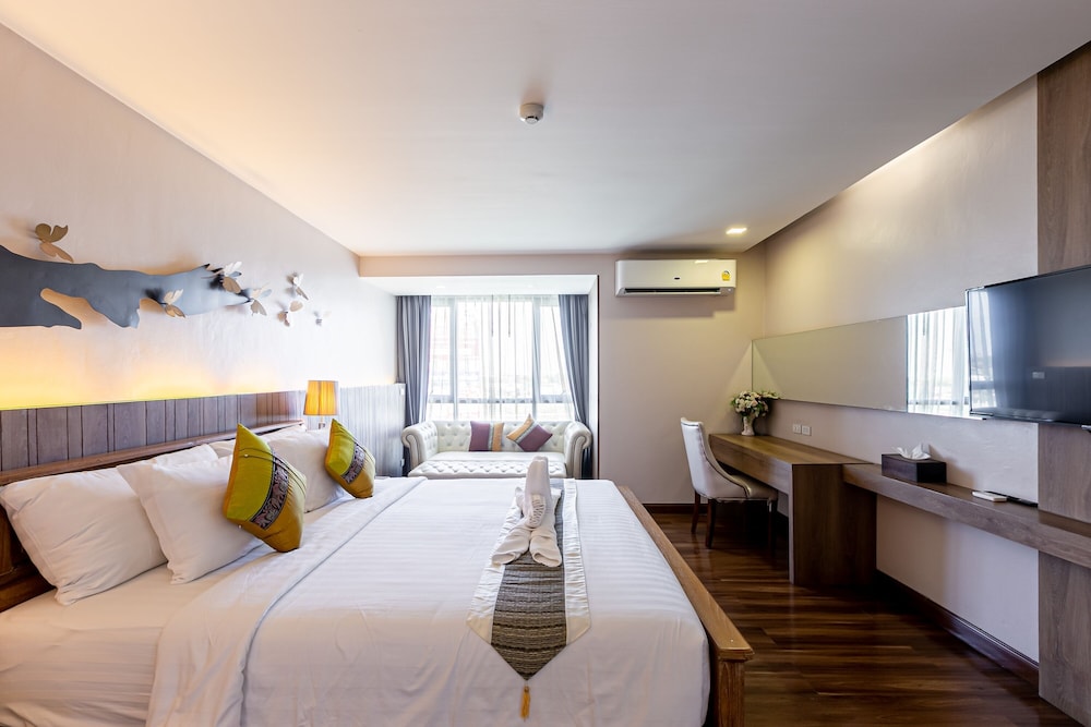 Suite, 1 Bedroom photo 2