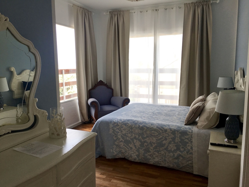 Habitación Doble con Balcón (Baño Privado)