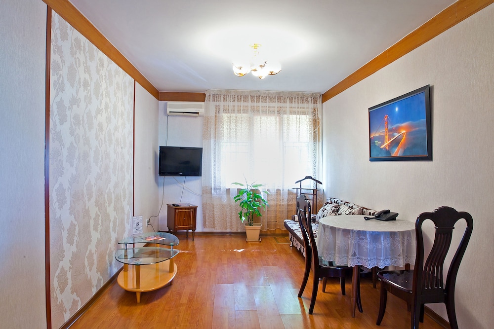 Economy Studio (Zheltoksan Street 74) photo 1