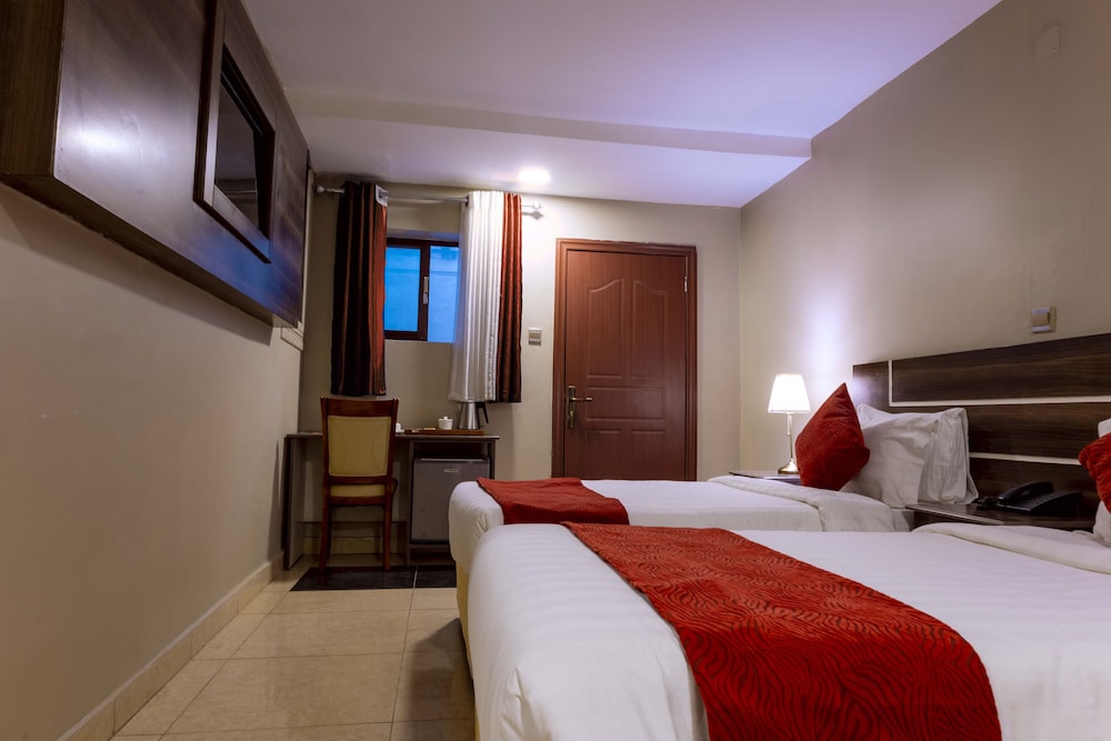 Deluxe Twin Room photo 1