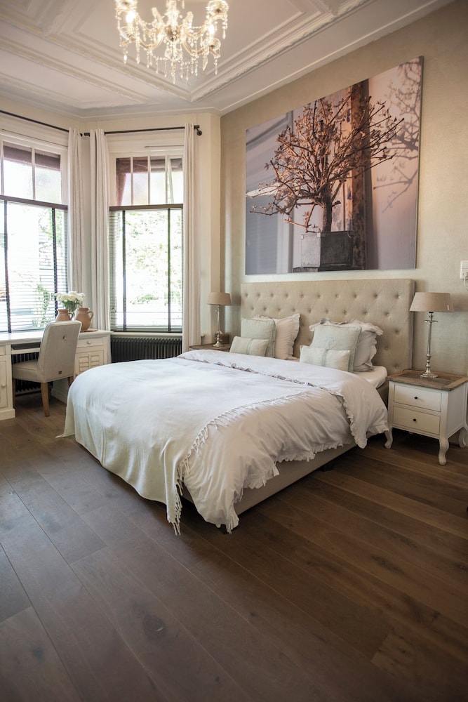 Deluxe Double Room, 1 Bedroom, Private Bathroom (Suite or balcony) photo 2