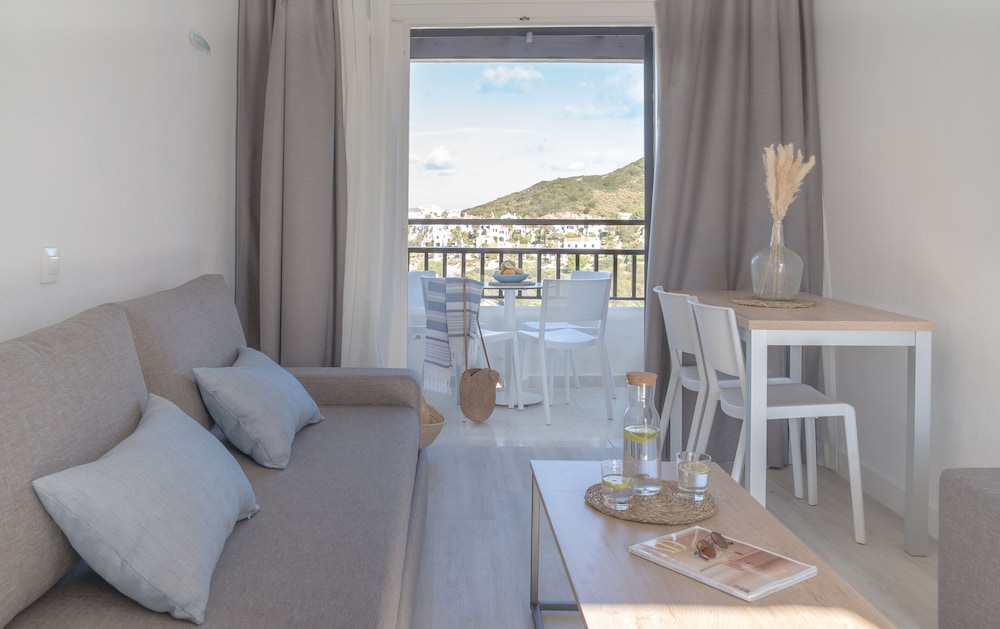 Apartamento Superior, 2 Habitaciones, Balcón (Club)