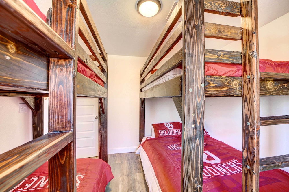 House (4 Bedrooms) photo 3
