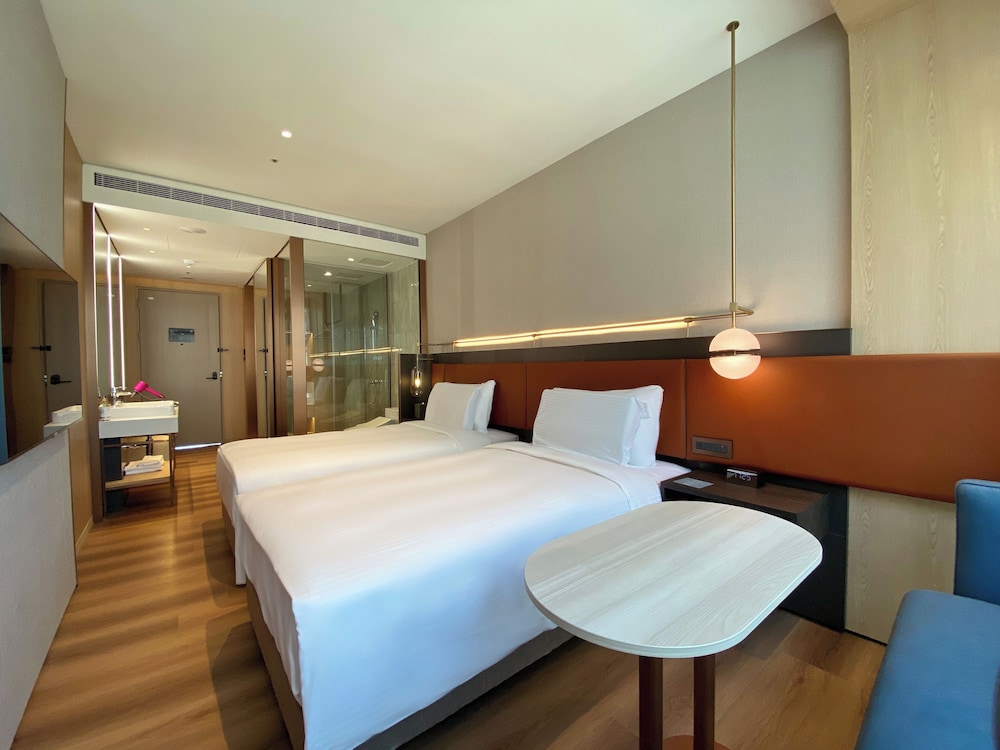 Standard Twin Room-Deluxe Floor