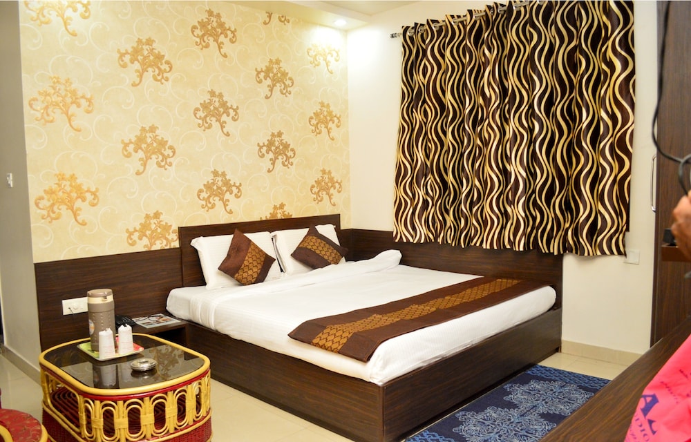Super Deluxe Room
