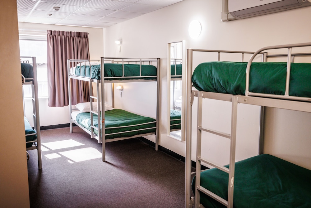Bed in 6-Bed Female Dormitory with Shared Bathroom