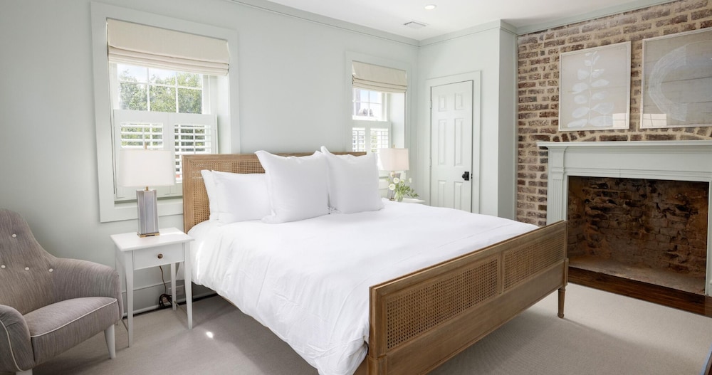Three Bedroom Residence