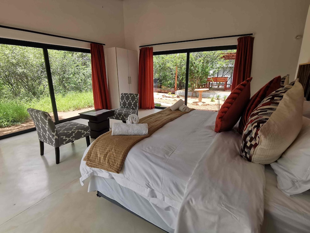 Luxury Room photo 2