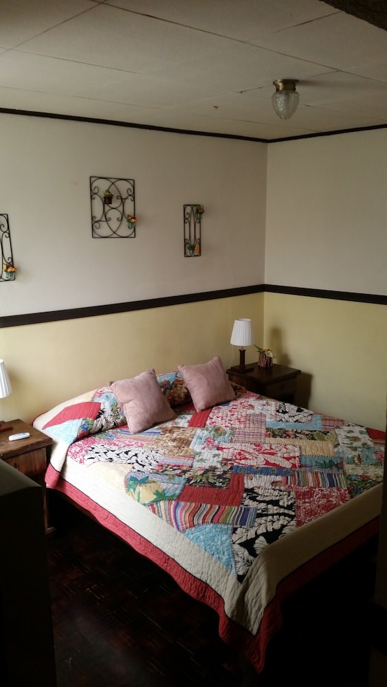 Standard Room, 1 Queen Bed, Private Bathroom (Puerto Viejo) photo 2