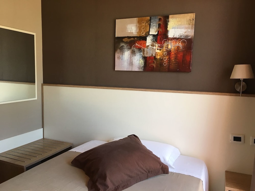 Deluxe Single Room, Garden View