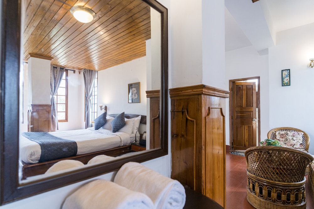 Executive Room - Photo 24