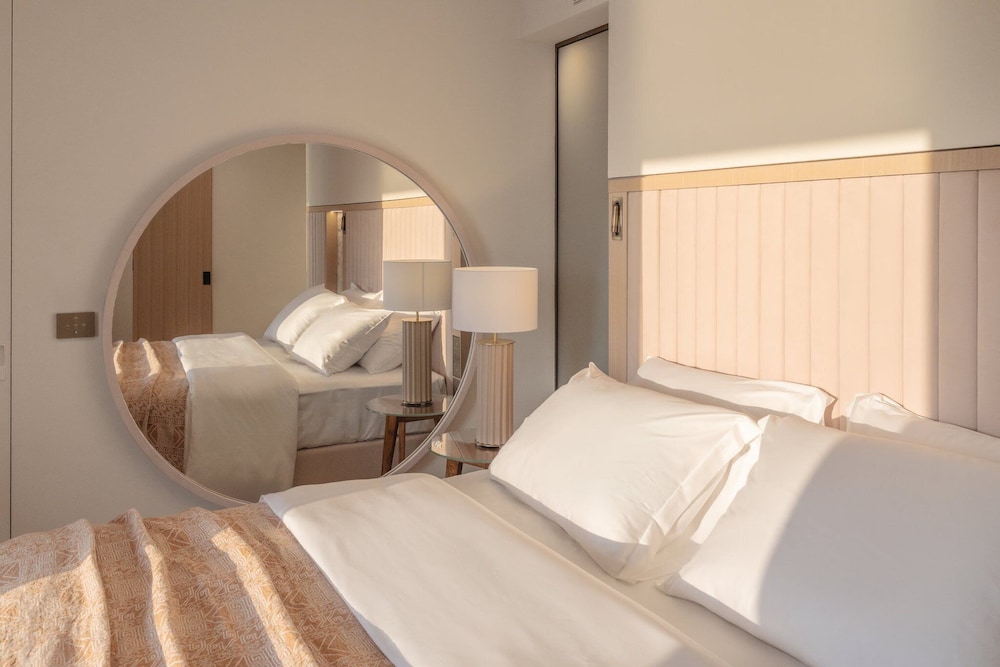 Suite (Mirakul)