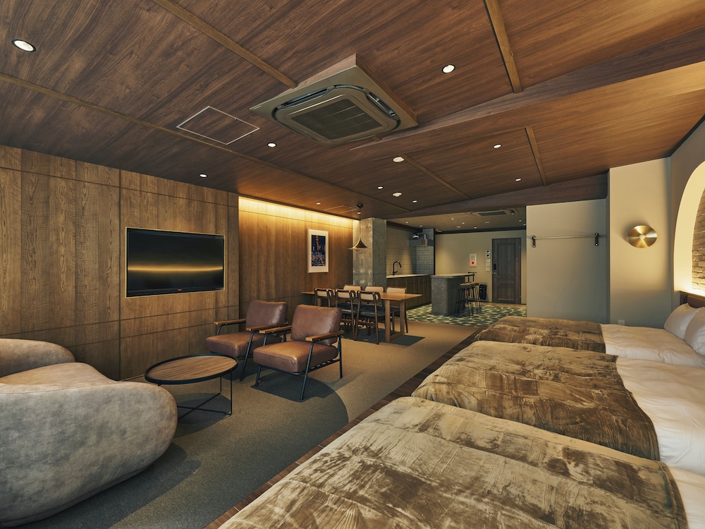 Superior Studio Suite photo 1