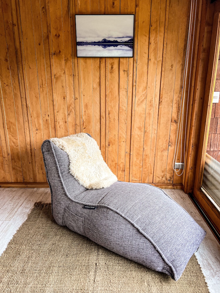 Junior Double Room, 1 Bedroom, Private Bathroom, Mountainside photo 3