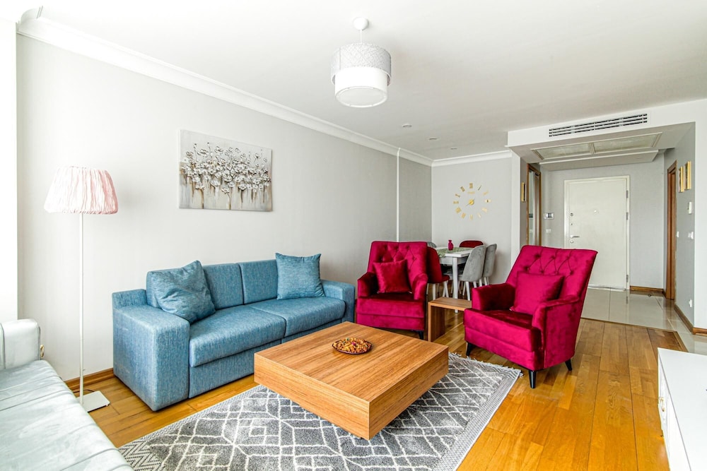 Apartment photo 3
