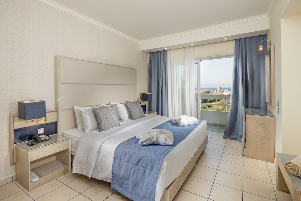 Deluxe Apartment, 1 Bedroom - Photo 1