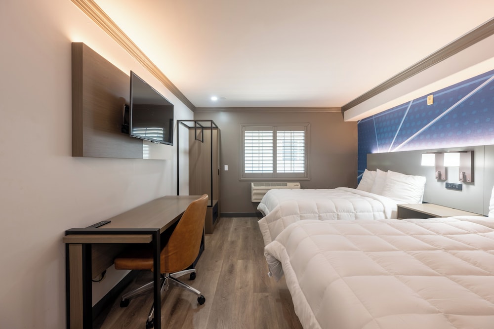 Room, 2 Double Beds, Non Smoking photo 1