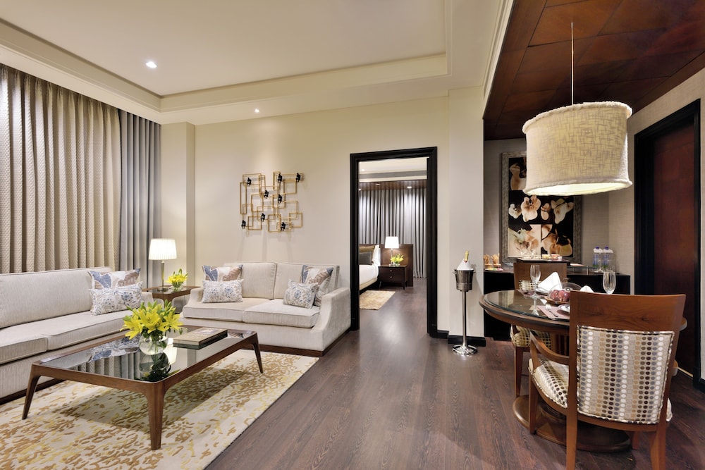 Executive Suite photo 3