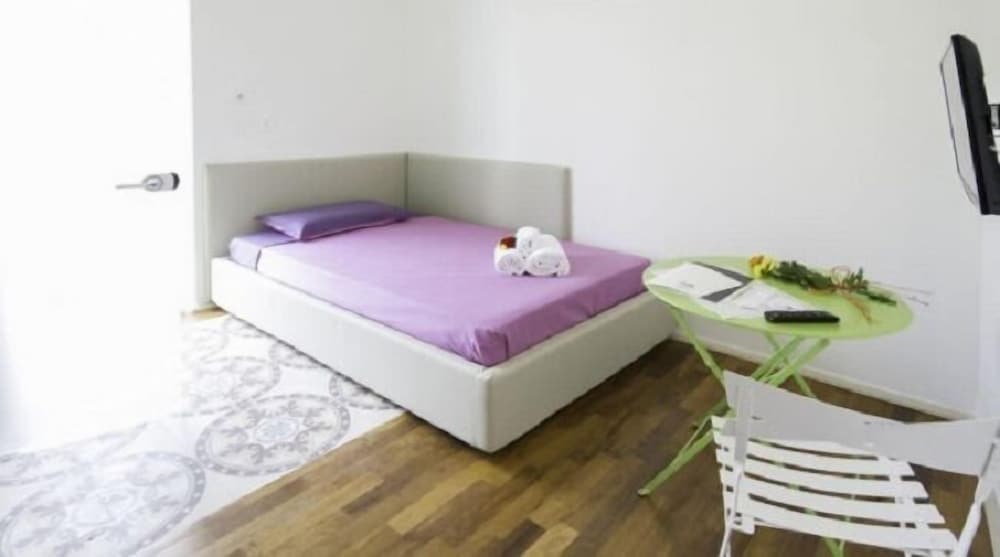 Single Room photo 1
