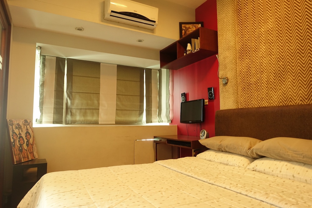 1 Bedroom Condo (31D Tower 2) photo 2