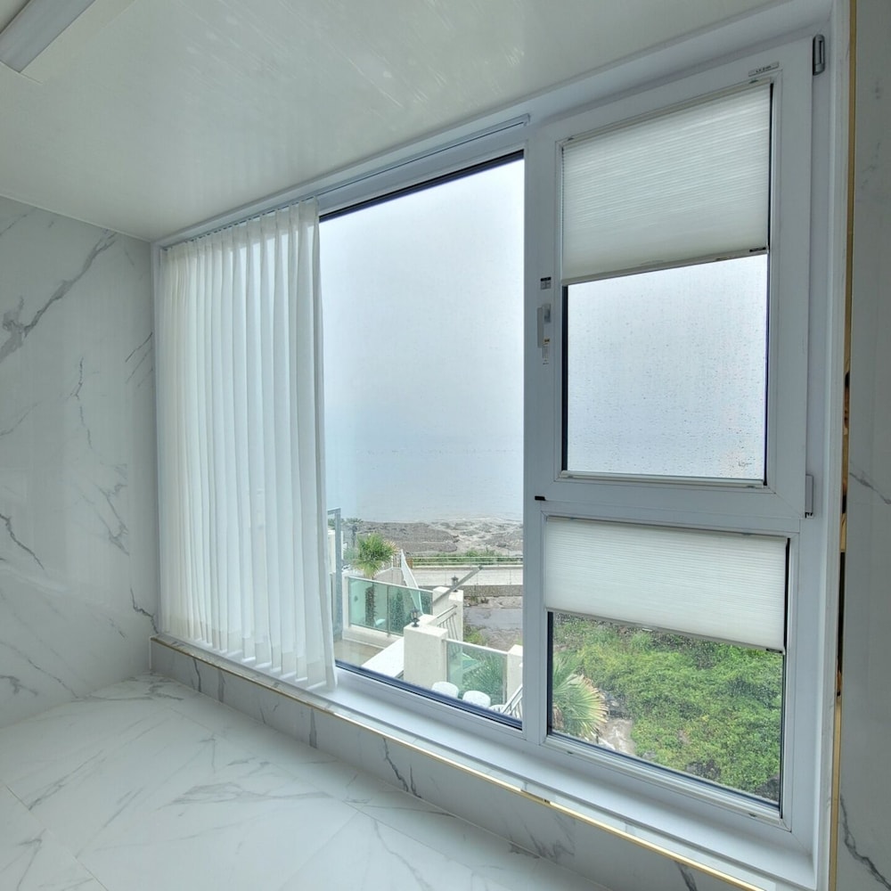 Room, Ocean View (105) - Photo 7