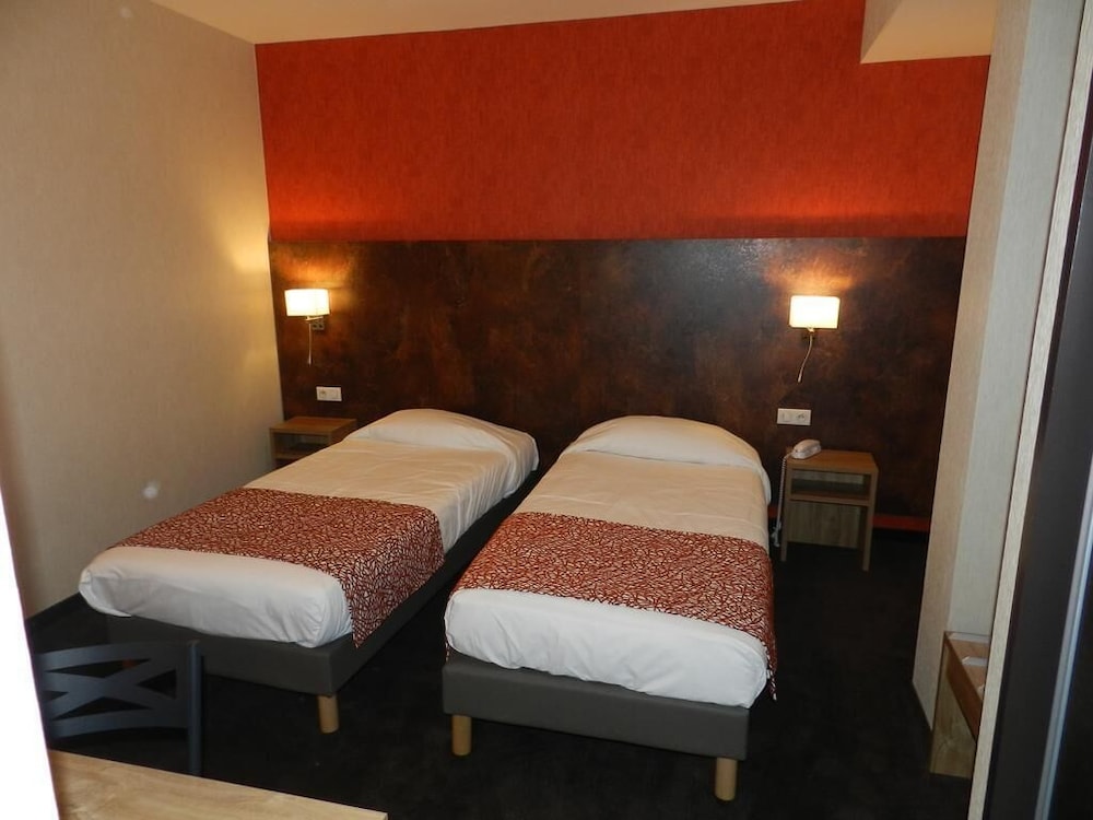 Comfort Twin Room - Photo 1