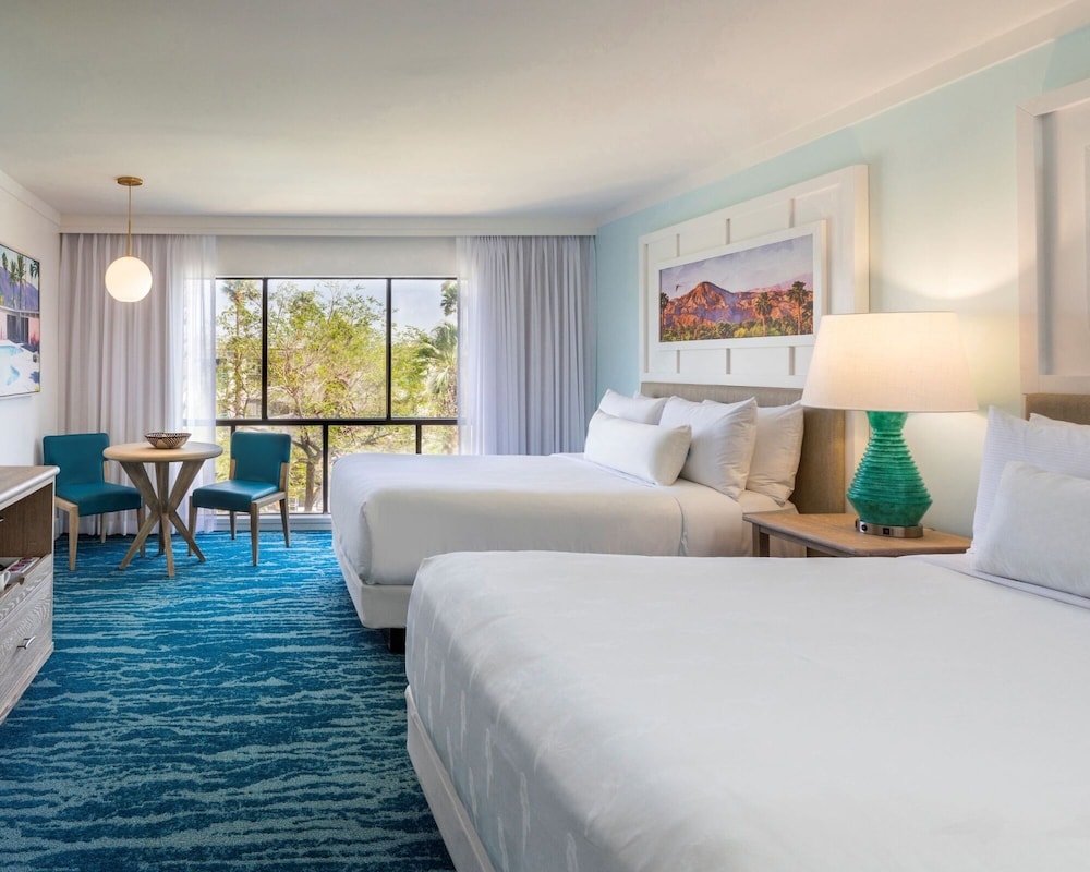 Deluxe Room, 2 Queen Beds, Roll-in Shower (Roll-In Shower) photo 2