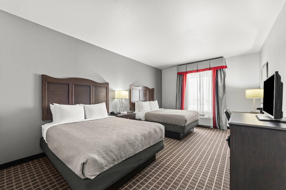 Standard Room, 2 Queen Beds, Smoking photo 1