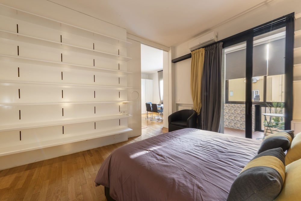 Luxury Apartment photo 2