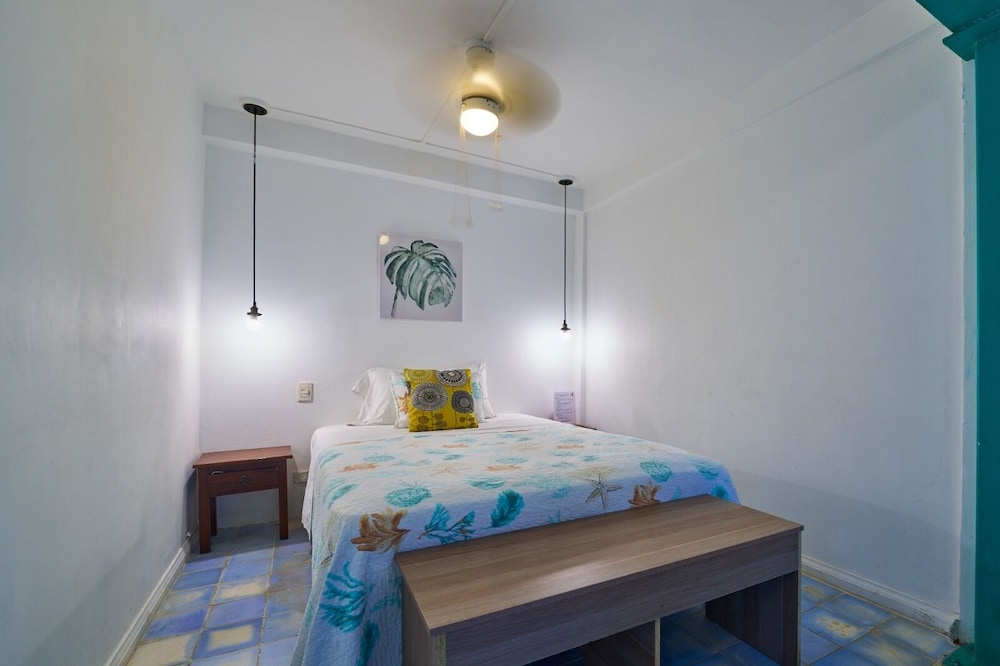 Basic Double Room (Casa Rayo).