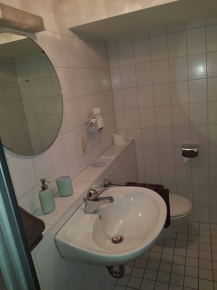 Triple Room - Photo 8