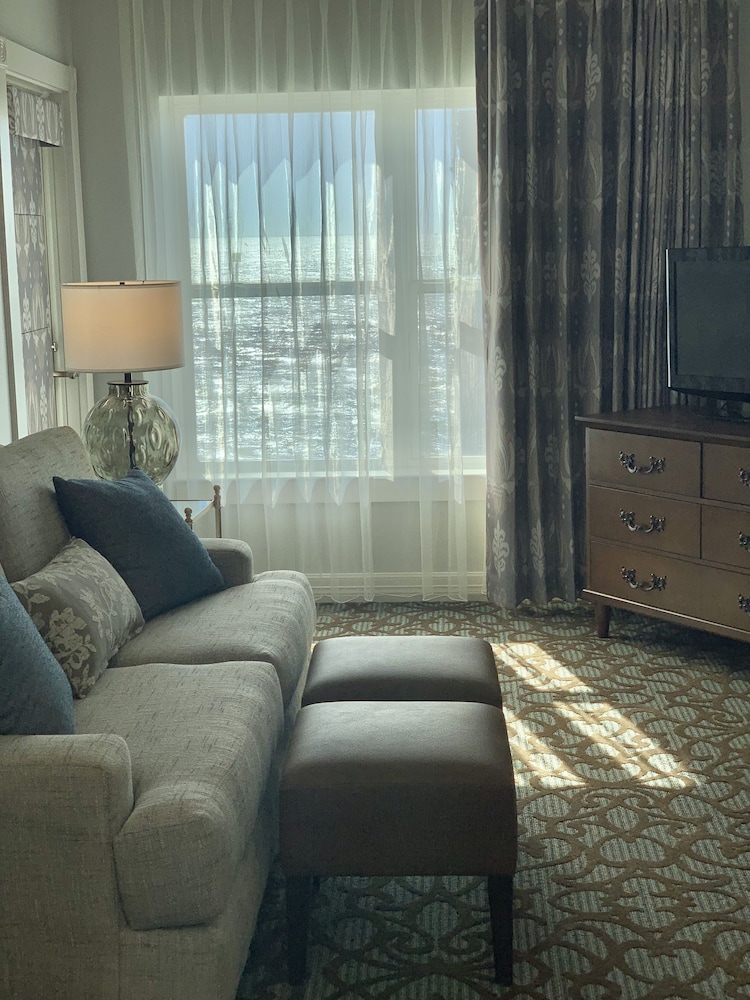 Suite, Bay View - Photo 2