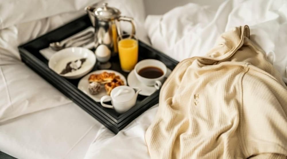 Suite, 1 Queen Bed