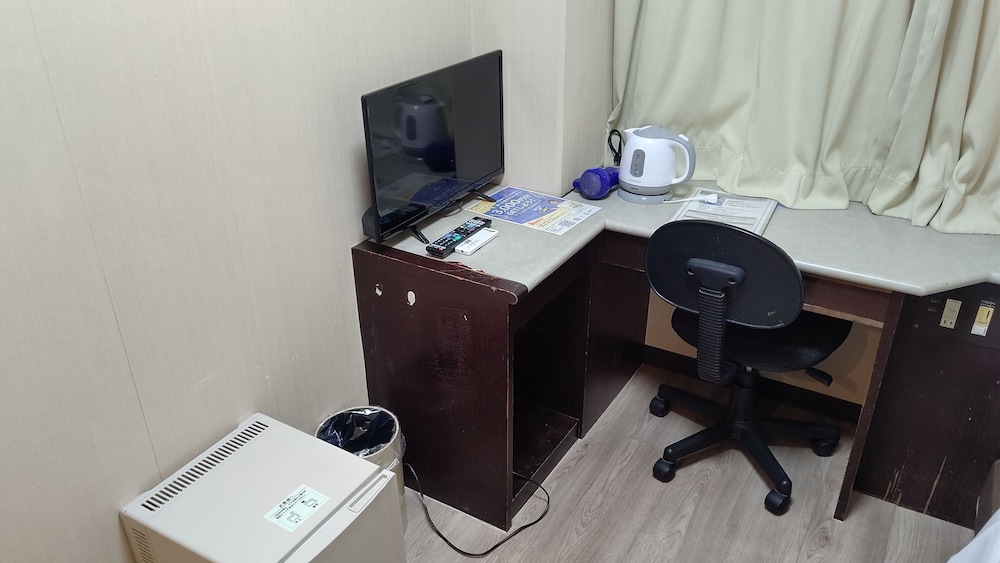 Economy Double Room, Non Smoking - Photo 3