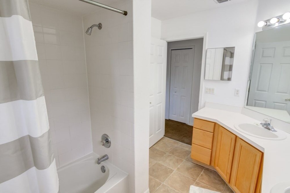 House, 4 Bedrooms photo 3