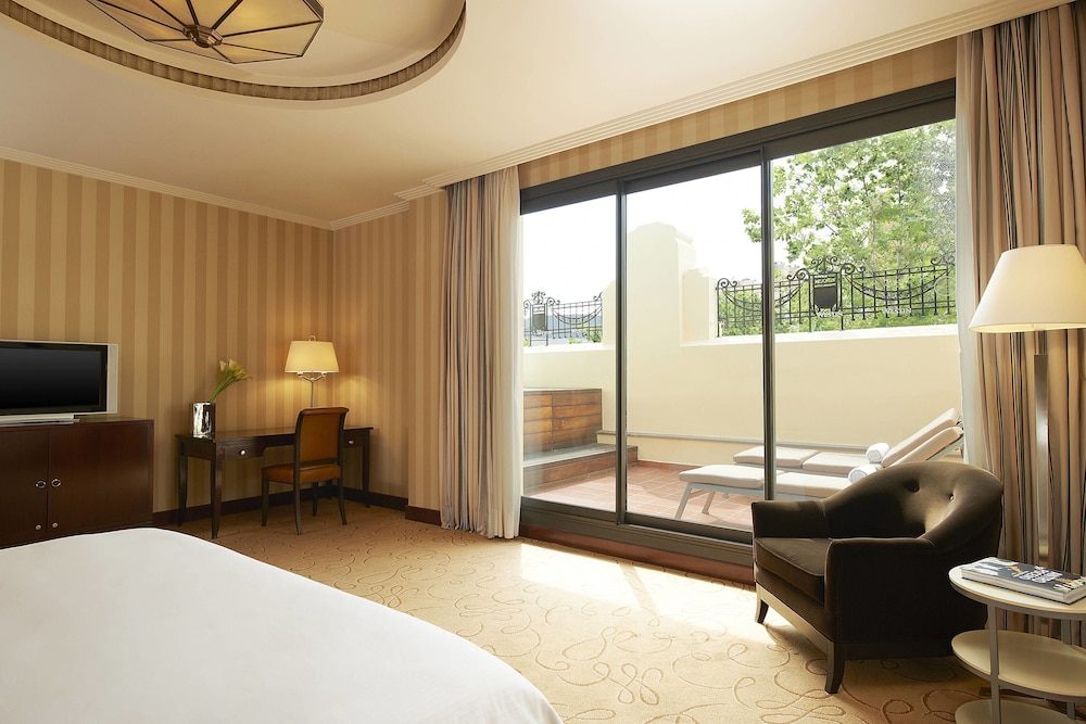Grand Room, 2 Twin Beds, Hot Tub
