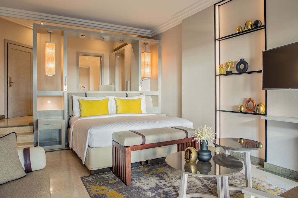 Classic Room, Multiple Beds (Sunset View) - Photo 6