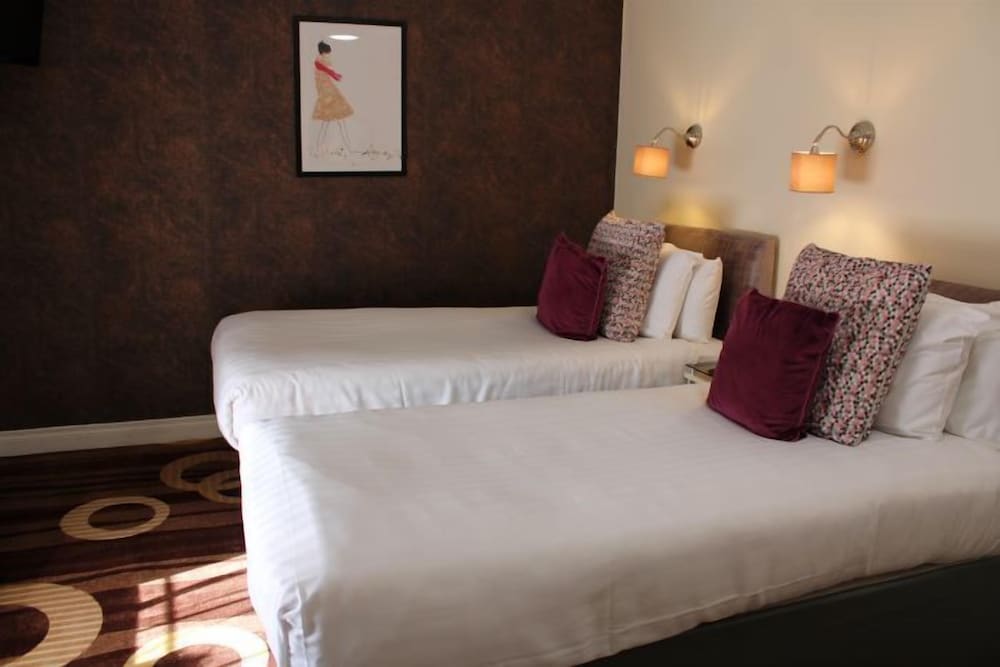 Standard Twin Room photo 2