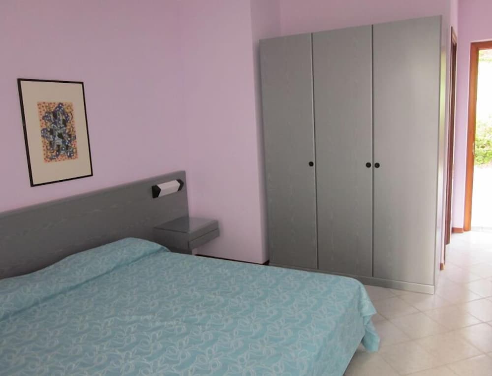 Standard Double or Twin Room photo 1