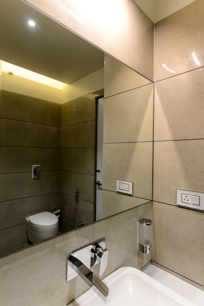 Business Room, 1 Double Bed - Photo 2