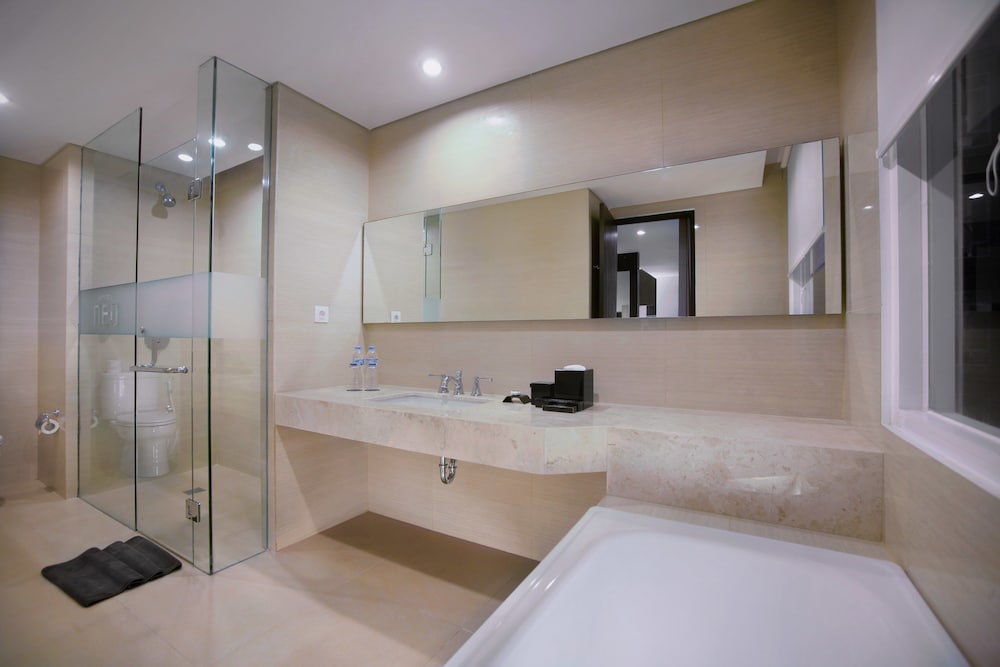 Suite - Photo 4